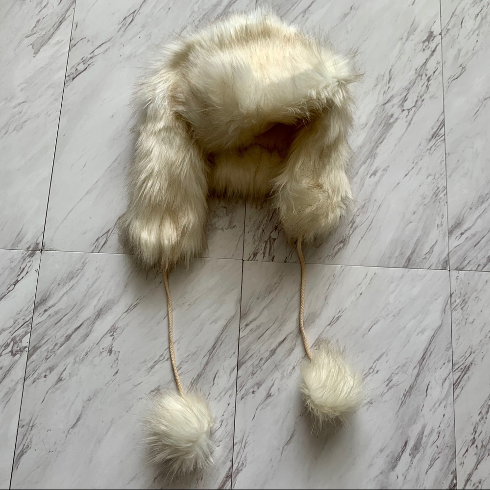 Faux fur trapper hat with Pom poms